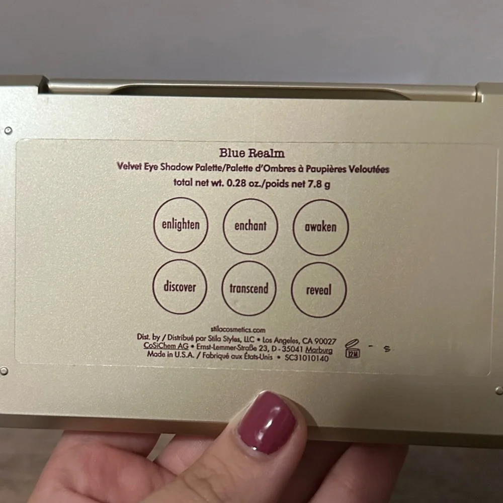 Stila Blue Realm Velvet Eye Shadow Palette‎ New in Box Duo-Chrome Metallic Matte